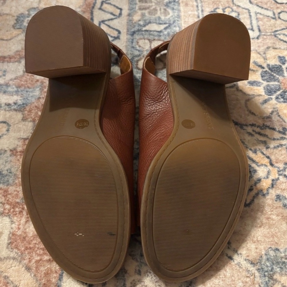 Lucky Brand Women’s Rhazy Slingback Heels | Size 7 - Picture 6 of 6